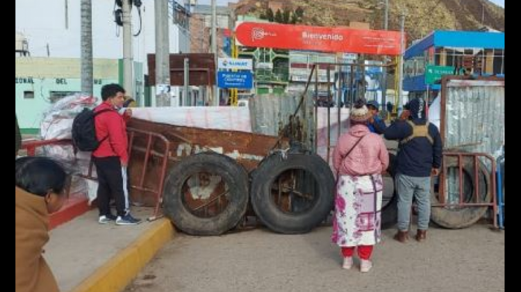 Cierre de la frontera en Desaguadero. Foto: DTV.