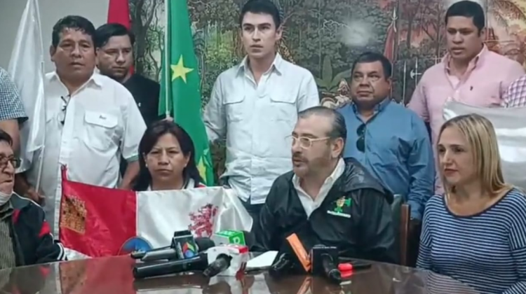 Cívicos de las regiones. Foto: captura video