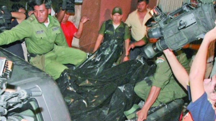 Los cuerpos de los muertos en el hotel Las Américas. Foto: Internet