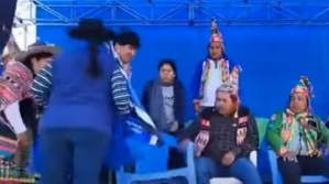 ¿Qué le dijo el funcionario de Uncía al retirarle la silla a Evo Morales?