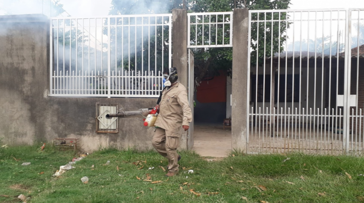 Actividad de fumigación. Foto: Coordinadora de Juntas Vecinales D-7 Villa 1ro de Mayo