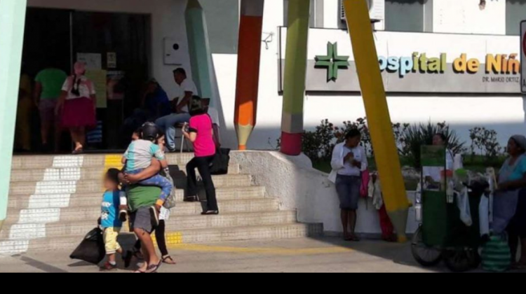 Frontis del Hospital de Niños de Santa Cruz