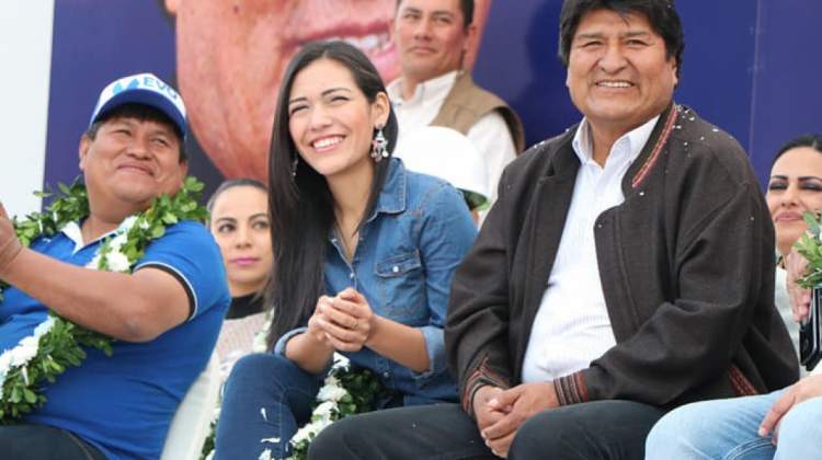 Adriana Salvatierra y Evo Morales. Foto: Redes Sociales.