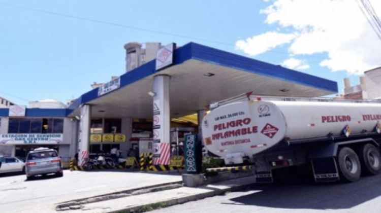 Estación de gasolina. Foto: La Razón.