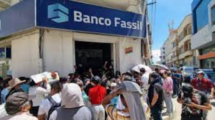 Banco Fassil Foto: internet