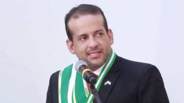 El gobernador Luis Fernando Camacho.