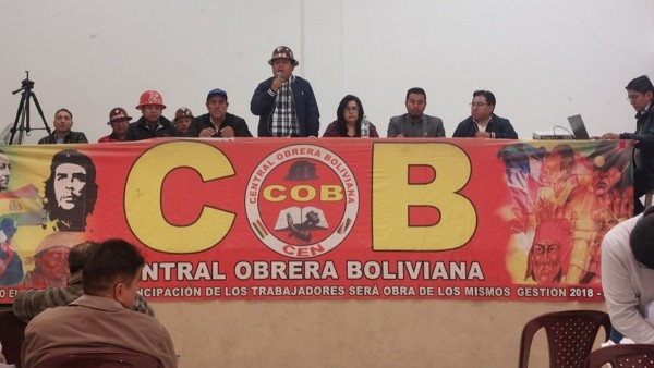 Juan Carlos Huarachi, en el ampliado de la COB en Cochabamba. Foto: COB.