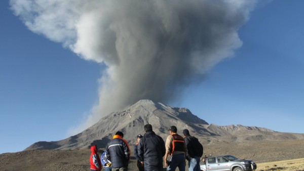 El volcán Ubinas, situado en el sur de Perú.