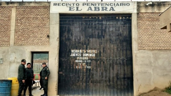 Frontis del penal de El Abra, Cochabamba. Foto: Opinión
