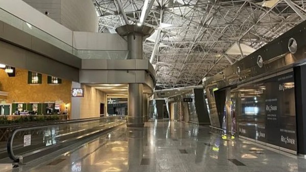 Imagen del interior del aeropuerto de Vnukovo, en Moscú.    Foto: EUROPA PRESS