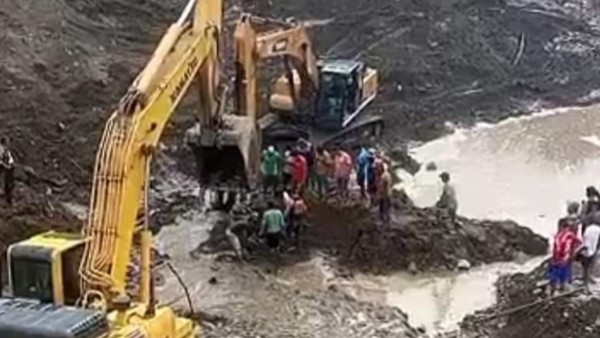 Los mineros fueron sepultados por un talud en Mapiri. Foto: Captura video