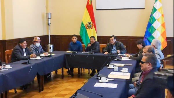 Reunión de los jefes de bancada con el vicepresidente, David Choquehuanca. Foto: Senado