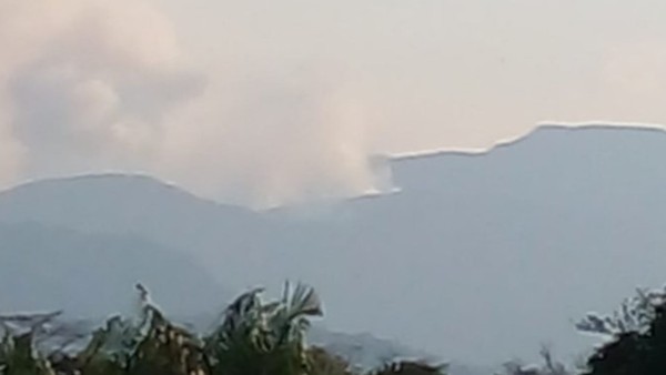 El incendio en el Madidi. Foto: Twitter Alex Villca