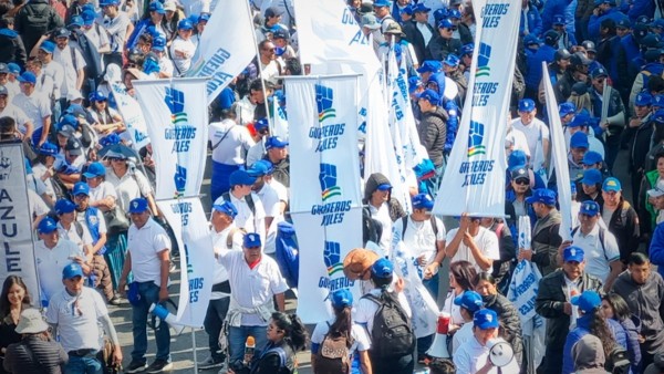 Guerreros Azules. Foto: Bolivia TV