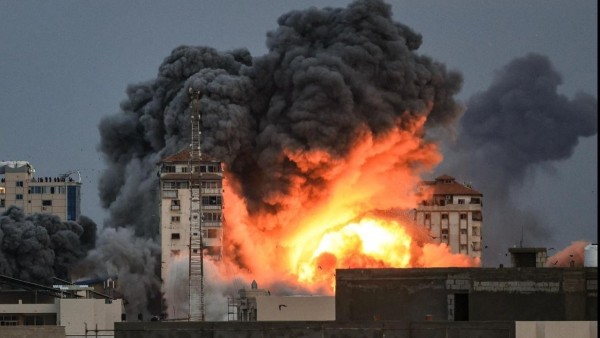 Los ataques destruyeron edificios en Israel. Foto: Internet