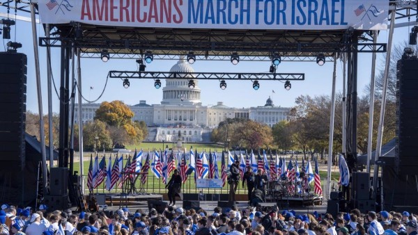Escenario del acto en apoyo a Israel en Washington, EEUU.
