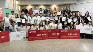 UPSA premia la innovación y emprendimiento de sus estudiantes