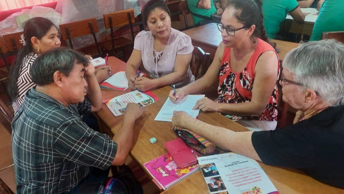 Se realizaron reuniones en diferentes municipios de Bolivia. Fotos: Archivo Fe y Alegría