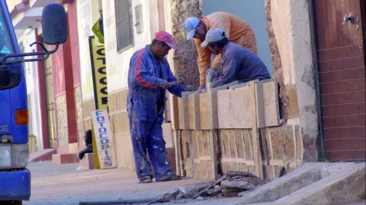 Según la OIT el 85% de la fuerza laboral de Bolivia es informal. Foto: Correo del Sur