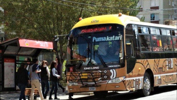 Usuarios del Bus Pumakatari. Foto: Internet
