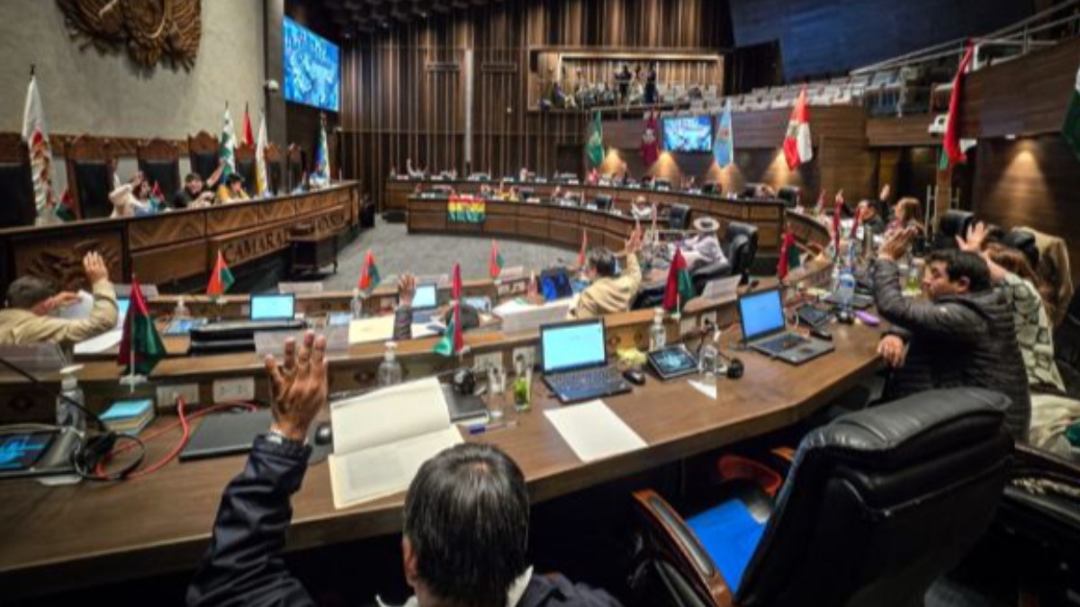 El pleno del Senado aprobó el proyecto para elegir al Fiscal General del Estado. Foto: Senado