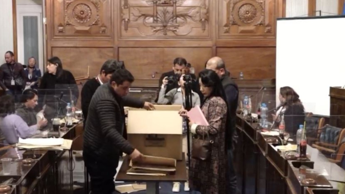 La comisión mixta de Constitución suspendió la fase de evaluación. Foto: Captura