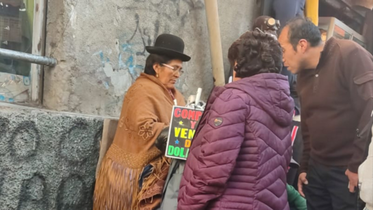 Librecambistas en la ciudad de La Paz. Foto: ANF