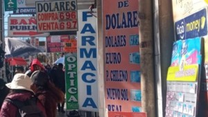 Ganaderos y transportistas afirman que el dólar en el mercado paralelo se duplicó, cotizaría en Bs 14