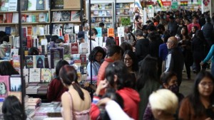 La Feria Internacional del Libro de La Paz ofrece ingreso gratuito hoy por el 199 aniversario de Bolivia