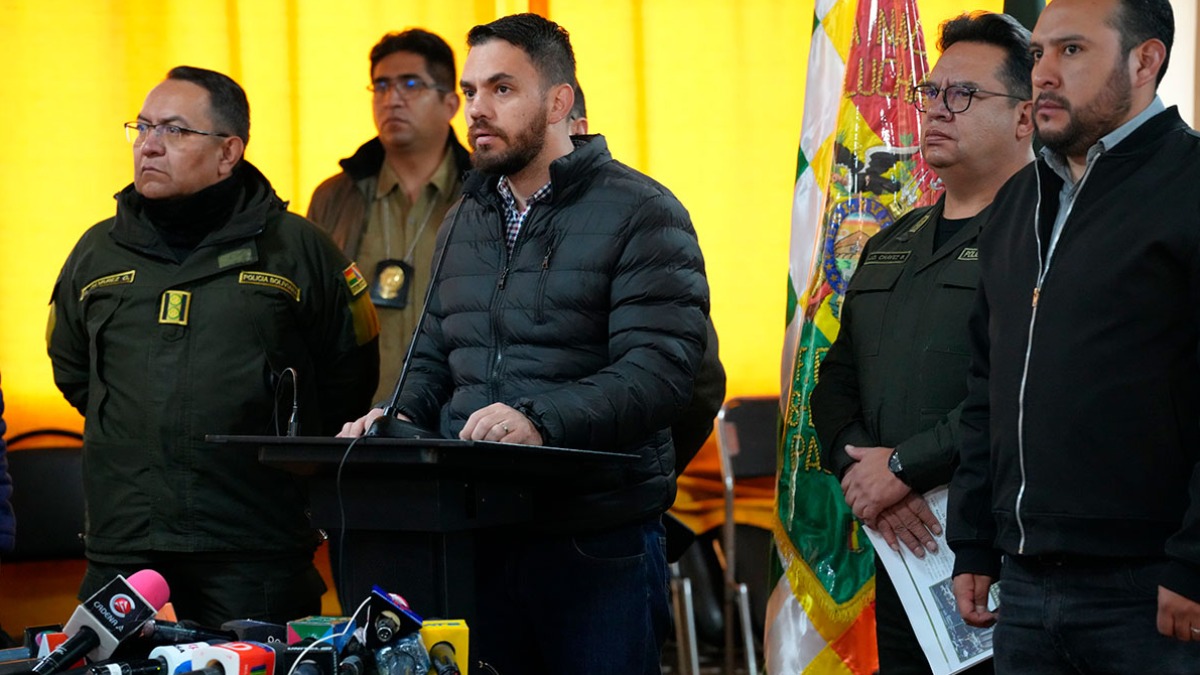 Autoridades políticas que utilizan el linchamiento mediático como método de lucha contra el crimen. Foto: Abi