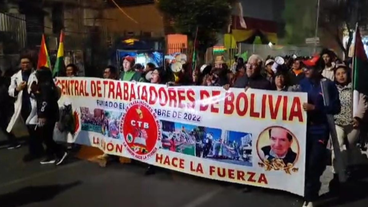 La marcha del cacerolazo en La Paz. Foto: ANF