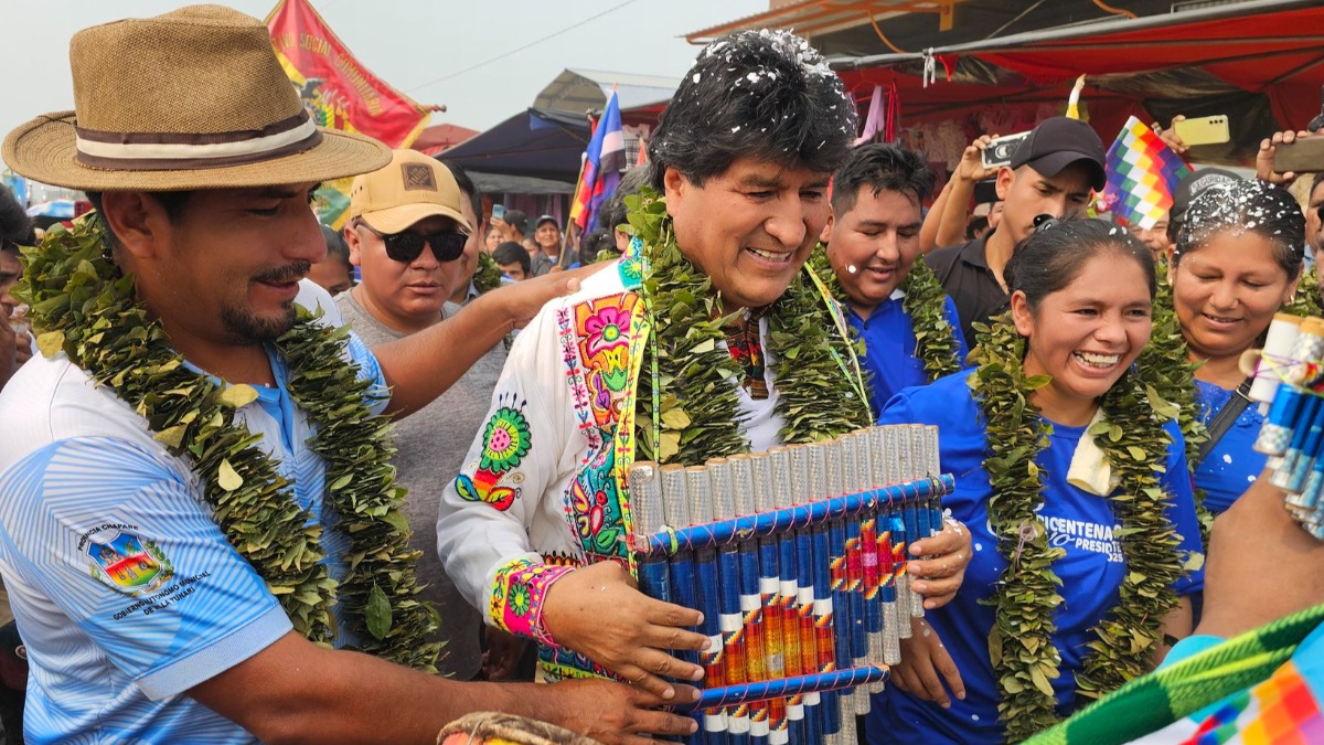 Evo Morales en sus actividades políticas prácticamente como candidato presidencial. Foto: RKC