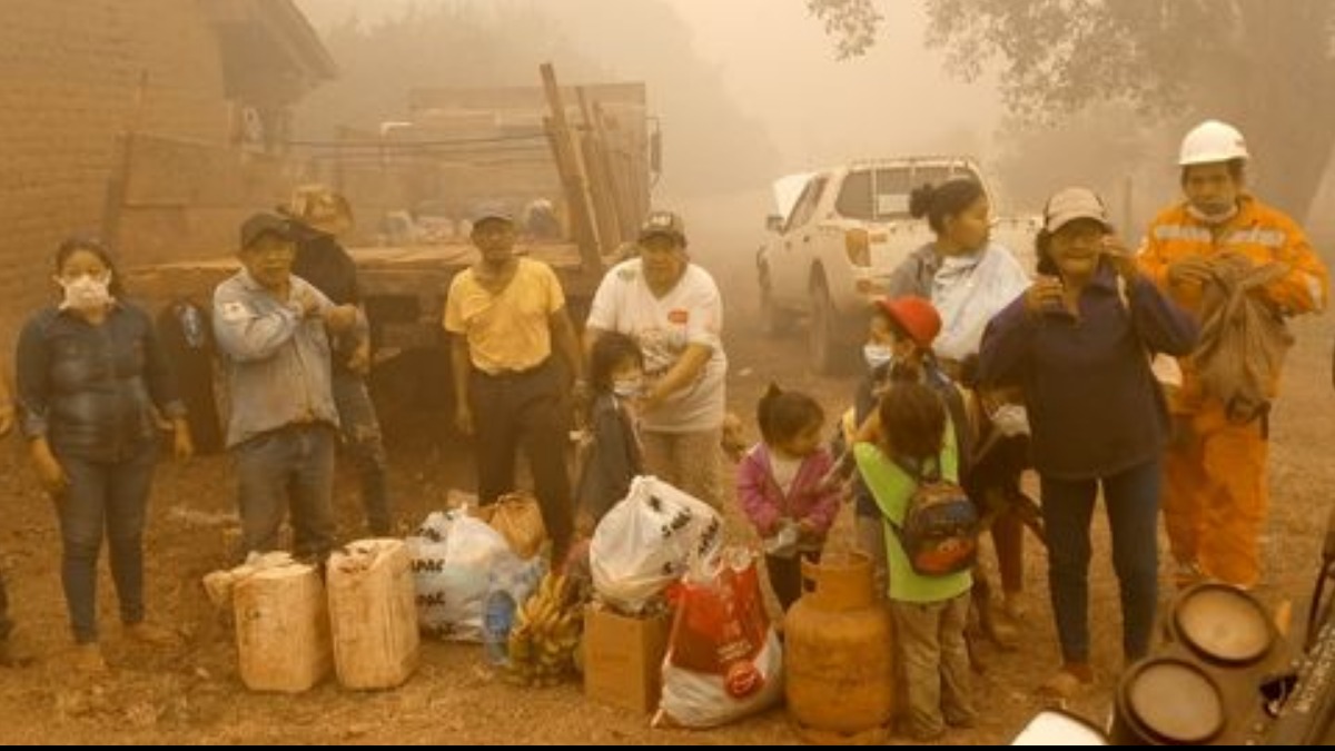 Familias evacuadas de la comunidad Palestina. Foto: Cortesía