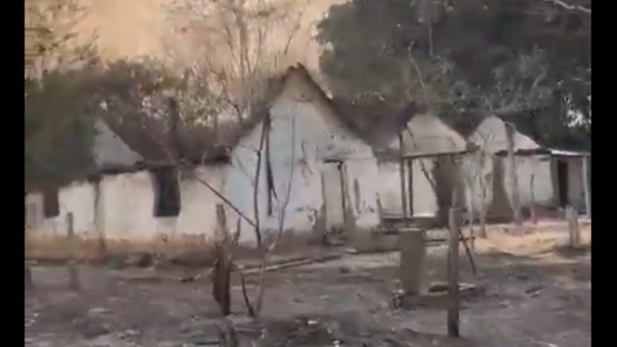 Las casas fueron consumidas por el fuego. Foto: videos