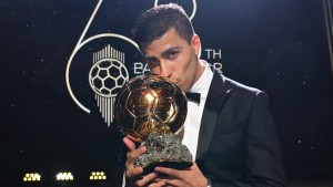 Contra todo pronóstico, Rodri Hernández conquista el Balón de Oro 2024