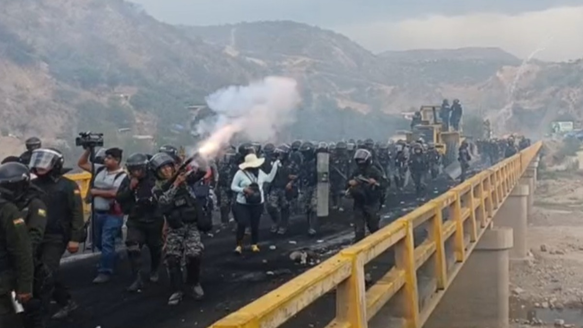 Bloqueo en Parotani- Cochabamba Foto: Erbol