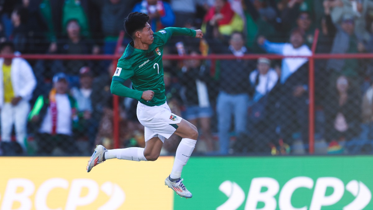 El boliviano Miguel Terceros festeja el gol de la victoria de la Verde.  Foto: Conmebol