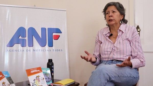 Amparo Ballivián es precandidata a las elecciones de 2025 en entrevista con la ANF. Foto: ANF