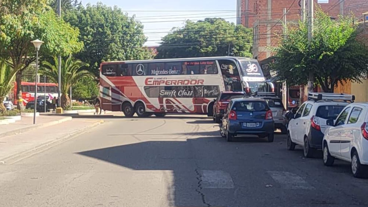 Buses cumplen paro de 48 horas. Foto: Internet