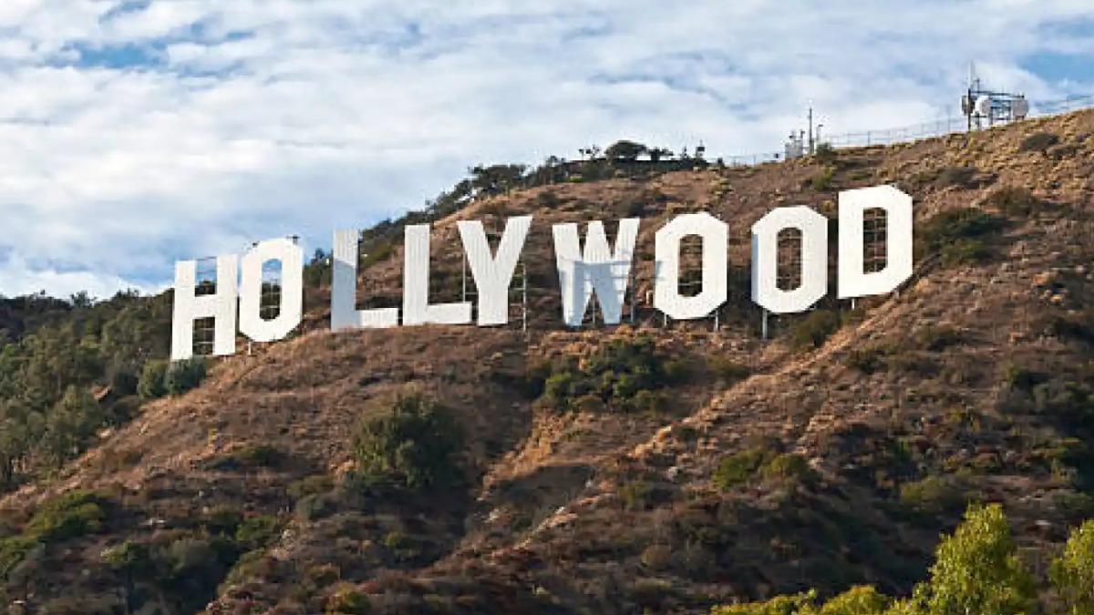 El popular letrero de Hollywood, California.