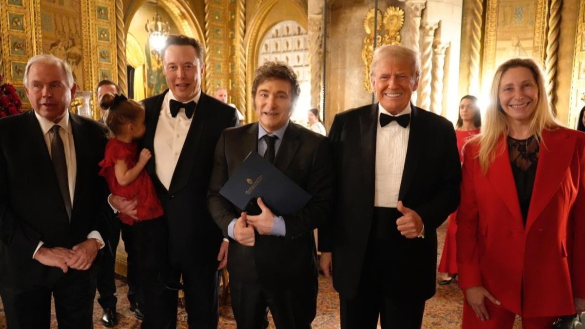 El presidente de Argentina, Javier Milei, junto al presidente electo de Estados Unidos, Donald Trump, y el multimillonario Elon Musk.