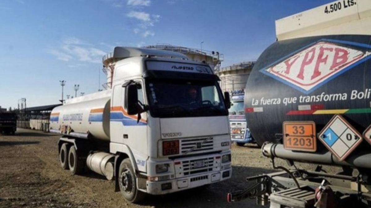 Los privados pueden importar combustible para vender en el mercado Interno. Foto: Internet