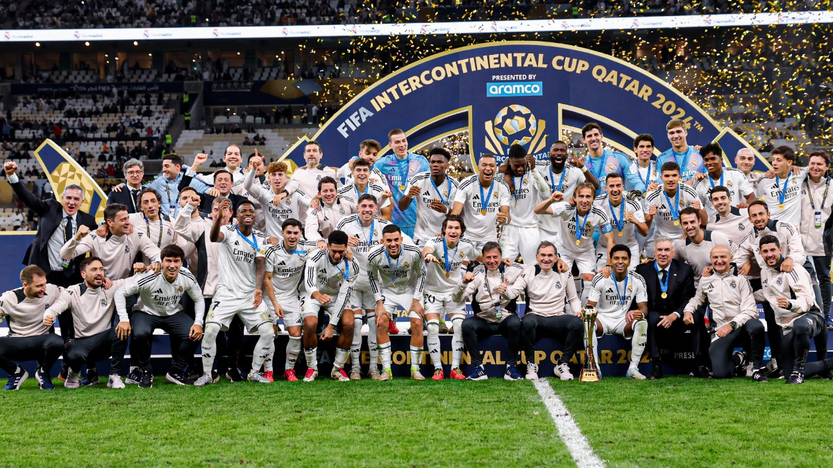 El Real Madrid celebra la obtención de la Copa Intercontinental de la FIFA.