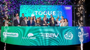 La Bolsa Boliviana de Valores celebra el éxito de los Emisores con el primer Toque de Campana Anual 2024