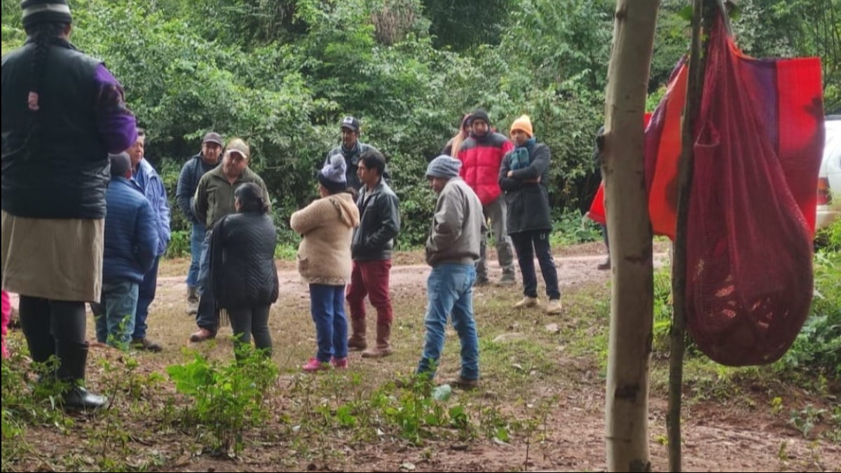 En 2024, los comunarios de Chiquiacá instalaron una vigilia ante el ingreso de YPFB y Petrobras. Foto: Captura