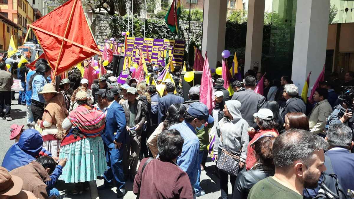 Los seguidores de Vicente Cuellar en La Paz. Foto: ANF