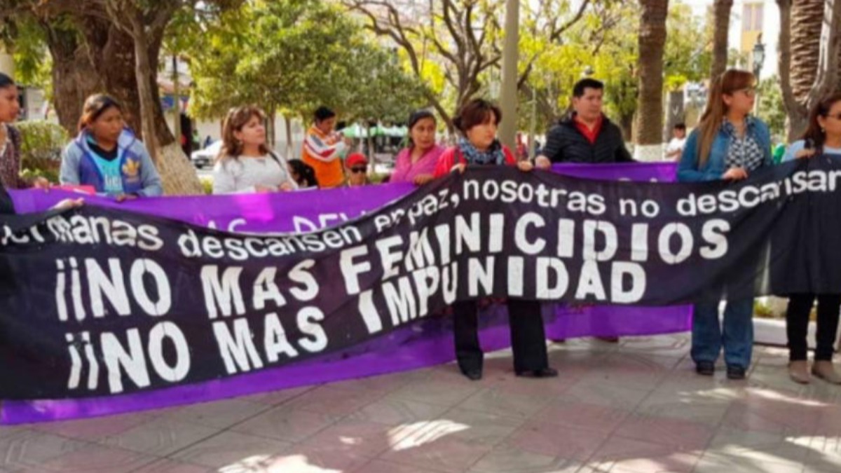 Mujeres en protesta por los casos de feminicidios. Foto: G CH.