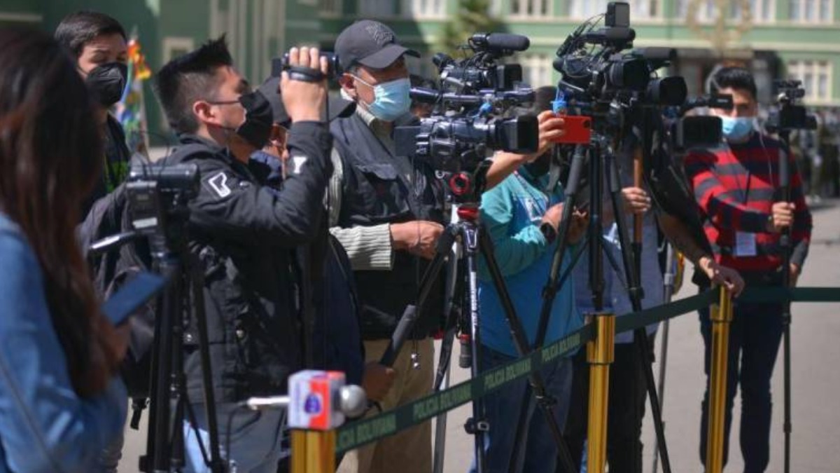 Periodistas de diferentes medios de comunicación. Foto:RRSS