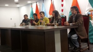 Actores de la sociedad civil advierten al bloque opositor que su estrategia repite errores del pasado