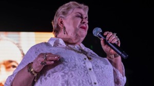 Muere la cantante mexicana Paquita la del Barrio, conocida por su canción 'Rata de dos patas'